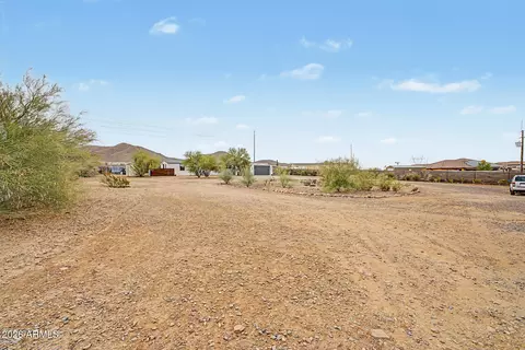 39809 N New River Rd, Phoenix, AZ 85086