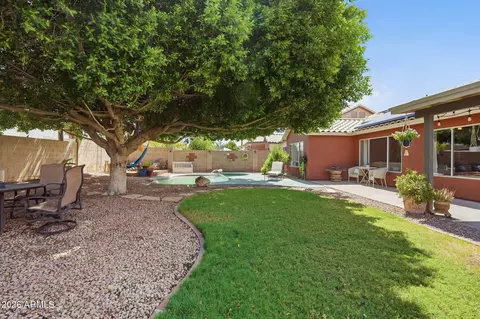 Exterior - 3244 E Rosemonte Dr, Phoenix, AZ 85050 photo 5 of 10