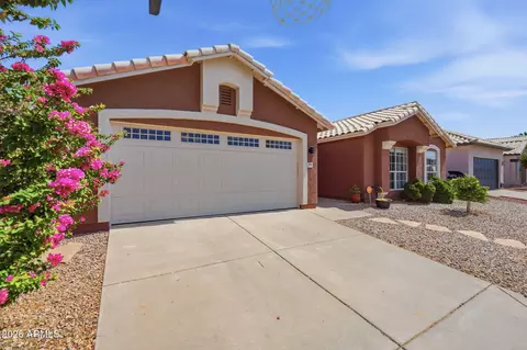 Exterior - 3244 E Rosemonte Dr, Phoenix, AZ 85050 photo 3 of 10