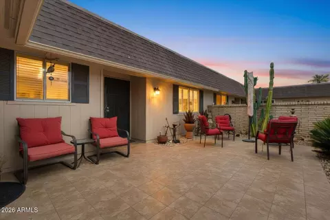 10611 W Saratoga Cir, Sun City, AZ 85351