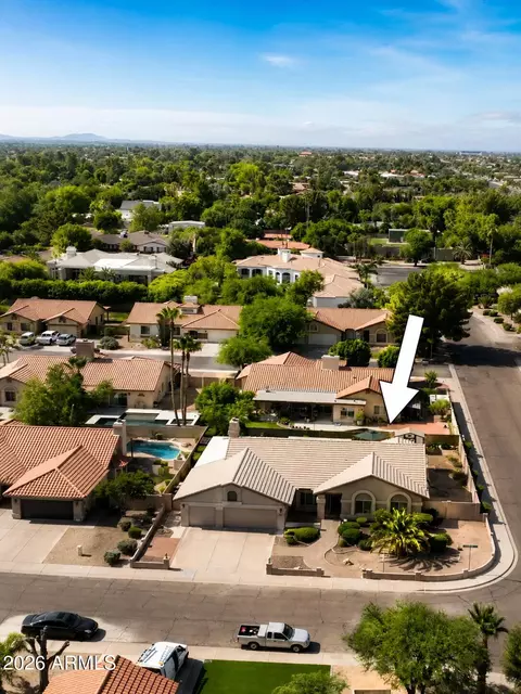 911 E Secretariat Dr, Tempe, AZ 85284