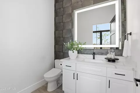 Bath - 153 E Saddleback Trl, Payson, AZ 85541 photo 6 of 11