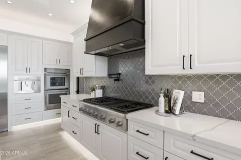 Kitchen - 153 E Saddleback Trl, Payson, AZ 85541 photo 4 of 6