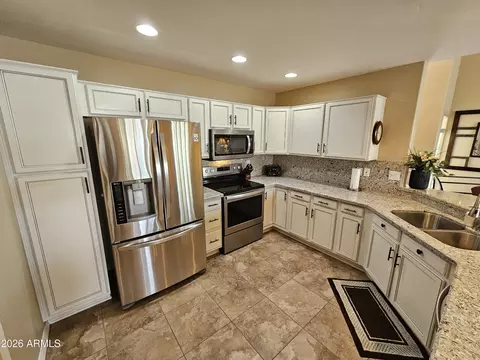 Kitchen - 5830 E Mckellips Rd #94, Mesa, AZ 85215 photo 4 of 6