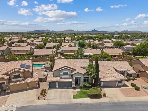 View/Area - 4245 E Meadow Dr, Phoenix, AZ 85032 photo 2 of 3