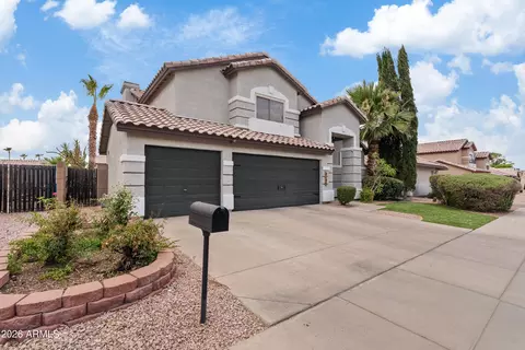 Exterior - 4245 E Meadow Dr, Phoenix, AZ 85032 photo 2 of 8
