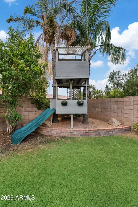 Exterior - 4245 E Meadow Dr, Phoenix, AZ 85032 photo 8 of 8