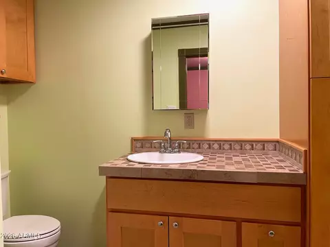 Bath - 220 Opera Dr # -A, Bisbee, AZ 85603 photo 2 of 3