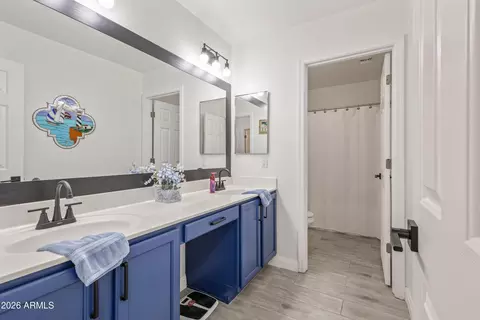 Bath - 8544 E Ocaso Ave, Mesa, AZ 85212 photo 3 of 3