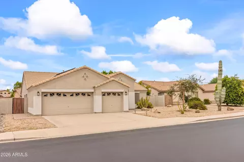 Exterior - 8544 E Ocaso Ave, Mesa, AZ 85212 photo 2 of 5