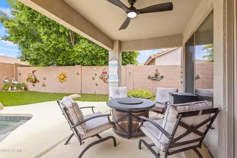 Exterior - 8544 E Ocaso Ave, Mesa, AZ 85212 photo 4 of 5