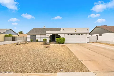 7241 W Laurel Ln, Peoria, AZ 85345