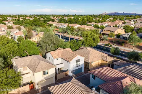View/Area - 2477 E Vermont Dr, Gilbert, AZ 85295 photo 9 of 12