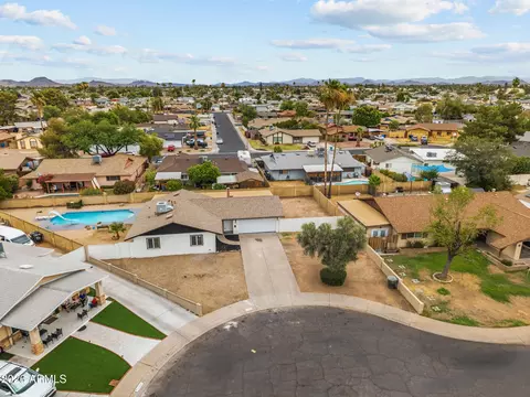 View/Area - 14214 N 36th Ave, Phoenix, AZ 85053 photo 8 of 9