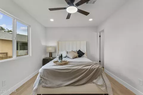 Bedroom - 14214 N 36th Ave, Phoenix, AZ 85053 photo 2 of 4