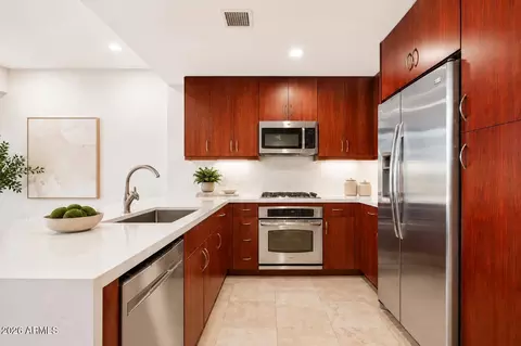 7141 E Rancho Vista Dr #4004, Scottsdale, AZ 85251