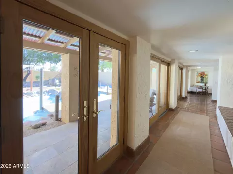 Entry Way - 2102 E Alameda Dr, Tempe, AZ 85282 photo 3 of 4