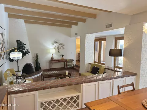 Living - 2102 E Alameda Dr, Tempe, AZ 85282 photo 3 of 7