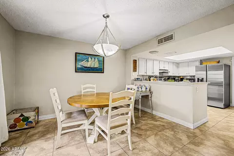 Dining - 510 E Wescott Dr, Phoenix, AZ 85024 photo 1 of 1