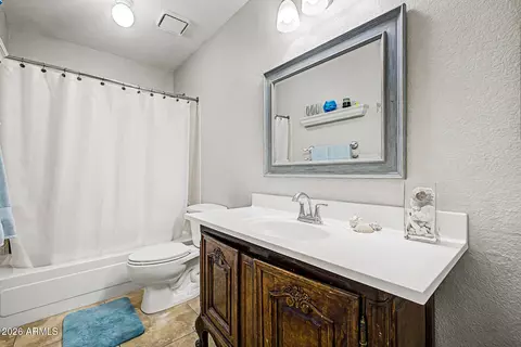 Bath - 510 E Wescott Dr, Phoenix, AZ 85024 photo 3 of 3