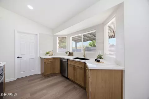 8016 E Colby St, Mesa, AZ 85207 photo 10