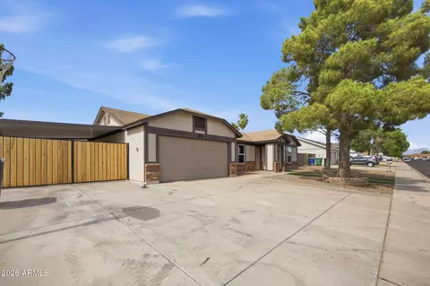8016 E Colby St, Mesa, AZ 85207 photo 2