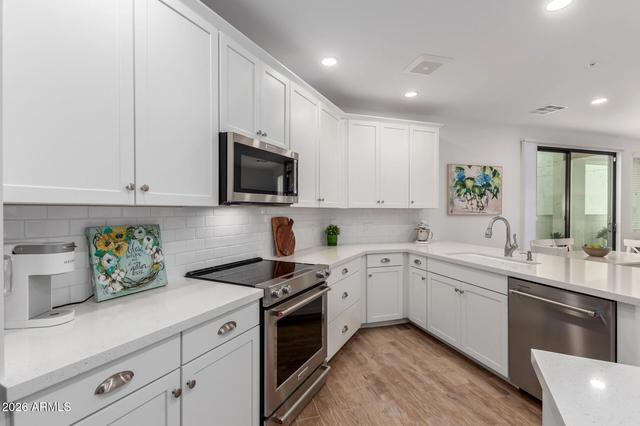 2511 W Queen Creek Rd #174, Chandler, AZ 85248