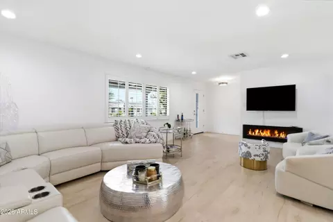 1708 E Mclellan Blvd, Phoenix, AZ 85016 photo 14