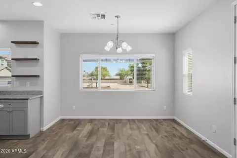 7227 S 17th Dr, Phoenix, AZ 85041 photo 5