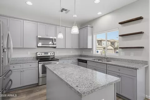 7227 S 17th Dr, Phoenix, AZ 85041 photo 7