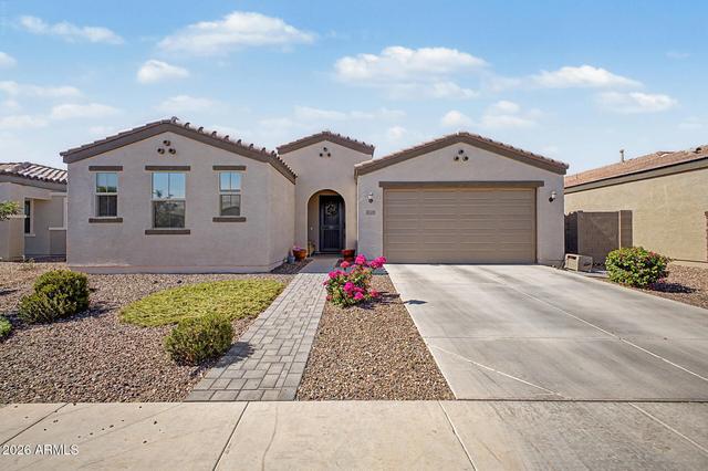 2540 W Grenadine Rd, Phoenix, AZ 85041