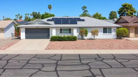 9830 W Evergreen Dr, Sun City, AZ 85373