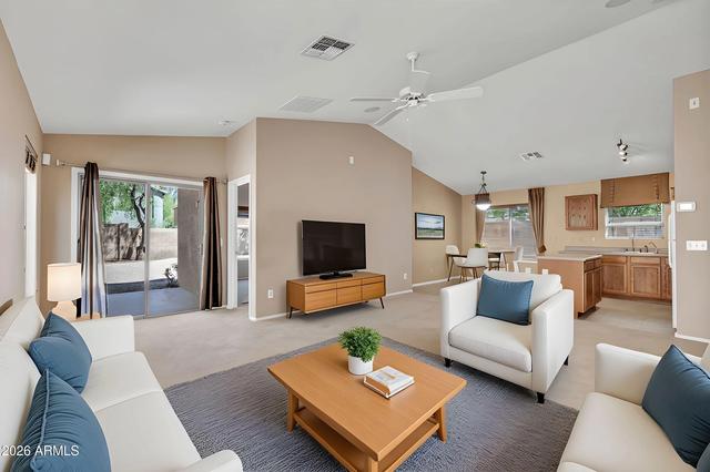 42780 W Sunland Dr, Maricopa, AZ 85138