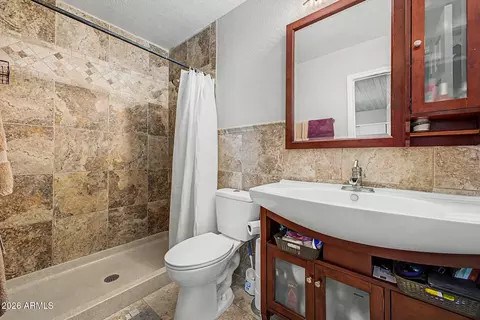 Bath - 2214 E Holmes Ave, Mesa, AZ 85204 photo 1 of 2