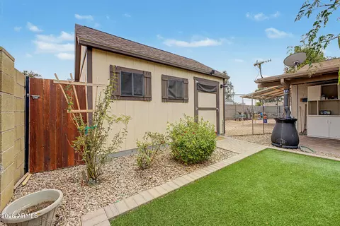 Exterior - 2214 E Holmes Ave, Mesa, AZ 85204 photo 12 of 17