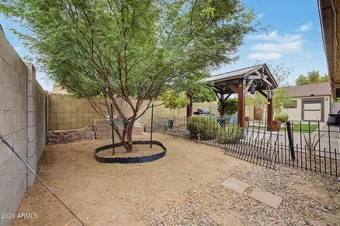 Exterior - 2214 E Holmes Ave, Mesa, AZ 85204 photo 11 of 17