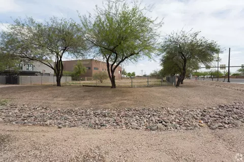 2130 E Washington St #-, Phoenix, AZ 85034 photo 2