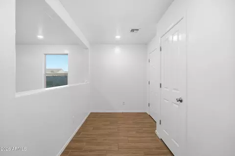5817 S 30th Gln, Phoenix, AZ 85041 photo 3