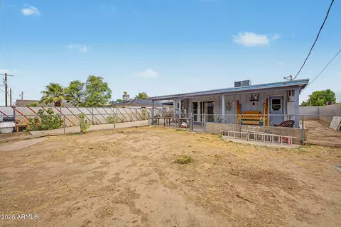 Exterior - 1823 W Campbell Ave, Phoenix, AZ 85015 photo 3 of 4