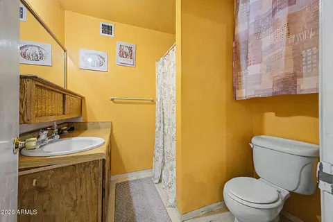 Bath - 1823 W Campbell Ave, Phoenix, AZ 85015 photo 1 of 2