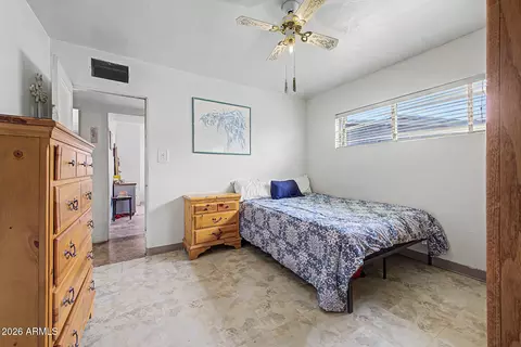 Bedroom - 1823 W Campbell Ave, Phoenix, AZ 85015 photo 3 of 8