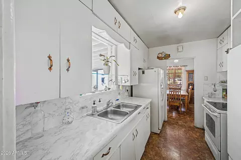 Kitchen - 1823 W Campbell Ave, Phoenix, AZ 85015 photo 1 of 4