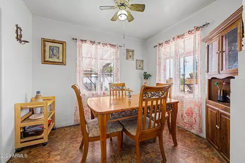 Dining - 1823 W Campbell Ave, Phoenix, AZ 85015 photo 1 of 1