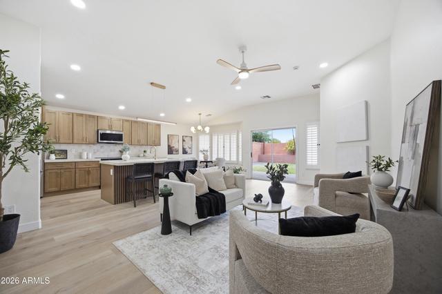17221 N 27th Pl, Phoenix, AZ 85032