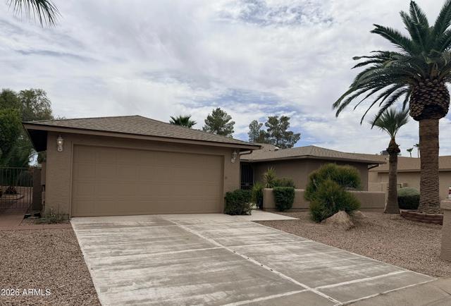 26413 S Sherbrook Dr, Sun Lakes, AZ 85248