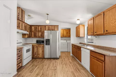 1639 E Junction St, Apache Junction, AZ 85119 photo 8