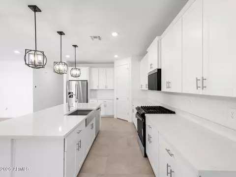 37404 W San Ildefanso Ave, Maricopa, AZ 85138