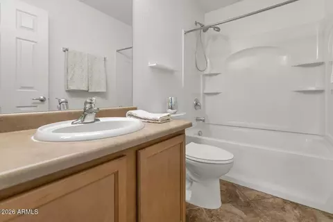 Bath - 2157 W Scully Dr, Phoenix, AZ 85023 photo 3 of 4
