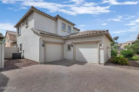 Exterior - 2157 W Scully Dr, Phoenix, AZ 85023 photo 7 of 7