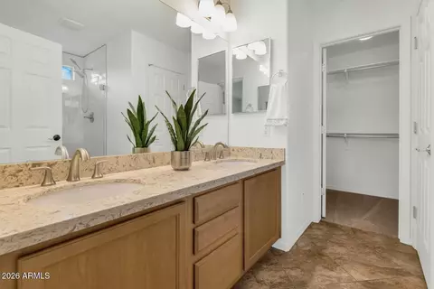 Bath - 2157 W Scully Dr, Phoenix, AZ 85023 photo 1 of 4